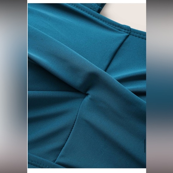 BloomChic Plain Ruched Crossover Drawstring One Piece Swimsuit - Picture 5 of 6